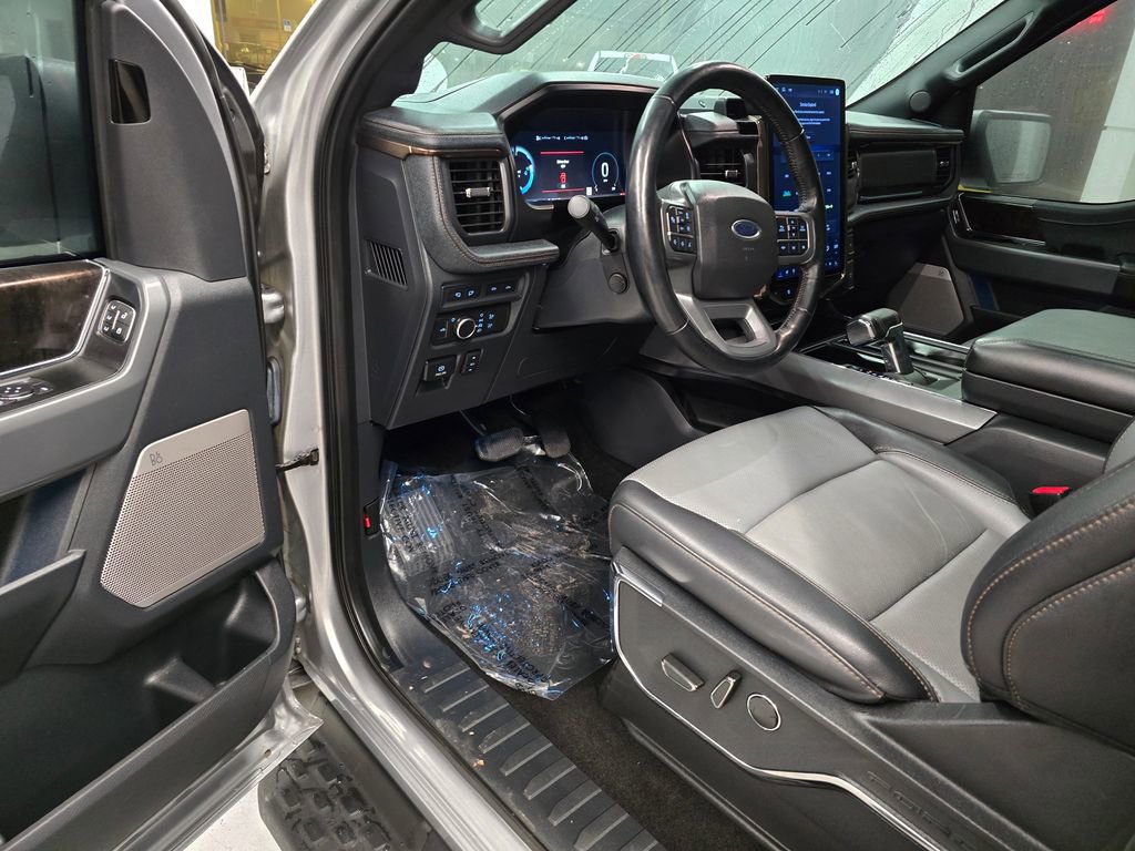 Used 2022 Ford F150 Lightning Lariat w/ Equipment Group 511A High image 25