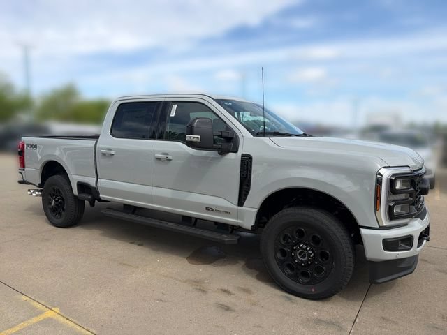 New 2026 Ford F250 Lariat w/ Black Appearance Package AWD/4WD image 3