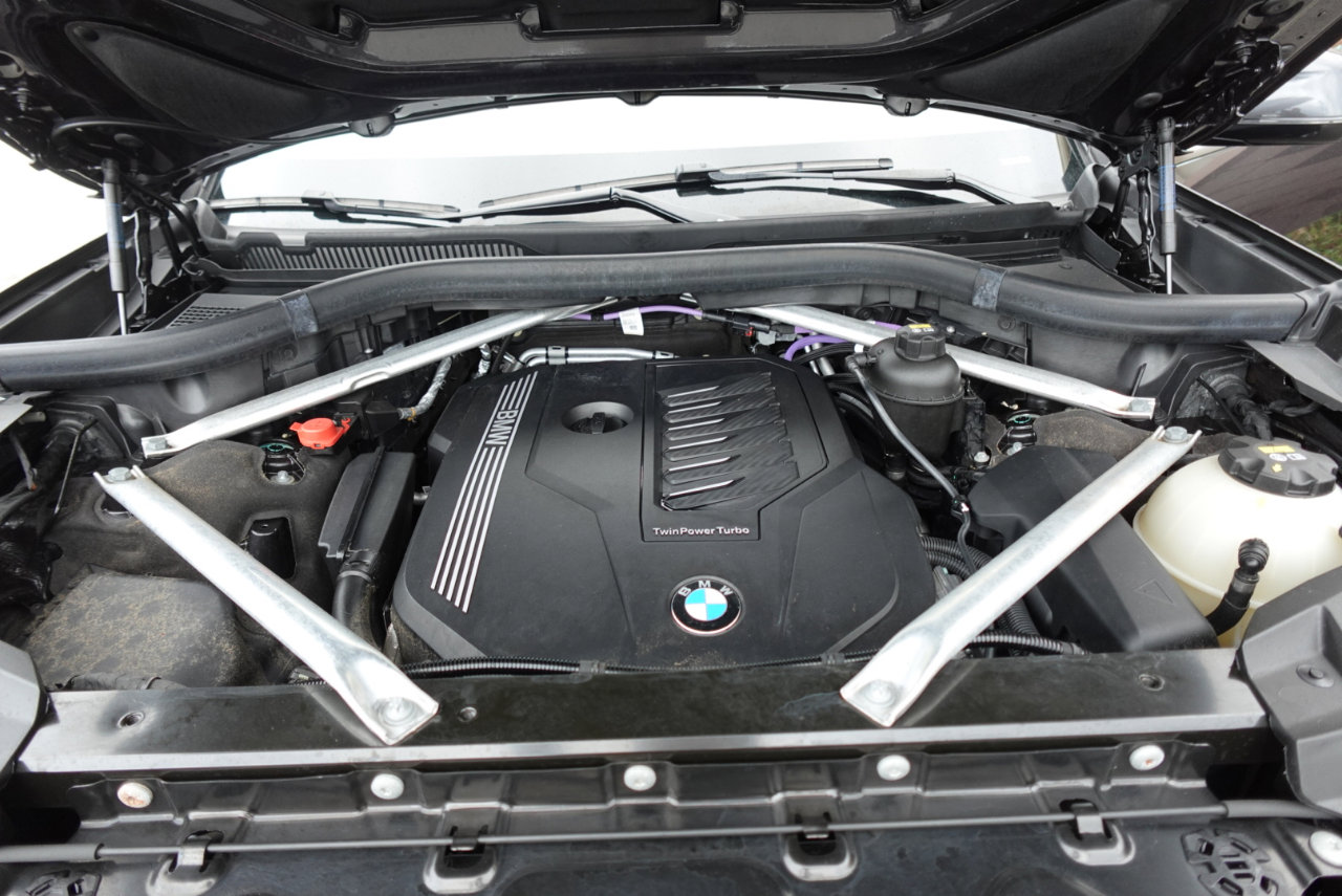 Used 2022 BMW X7 xDrive40i w/ Parking Assistance Package image 21