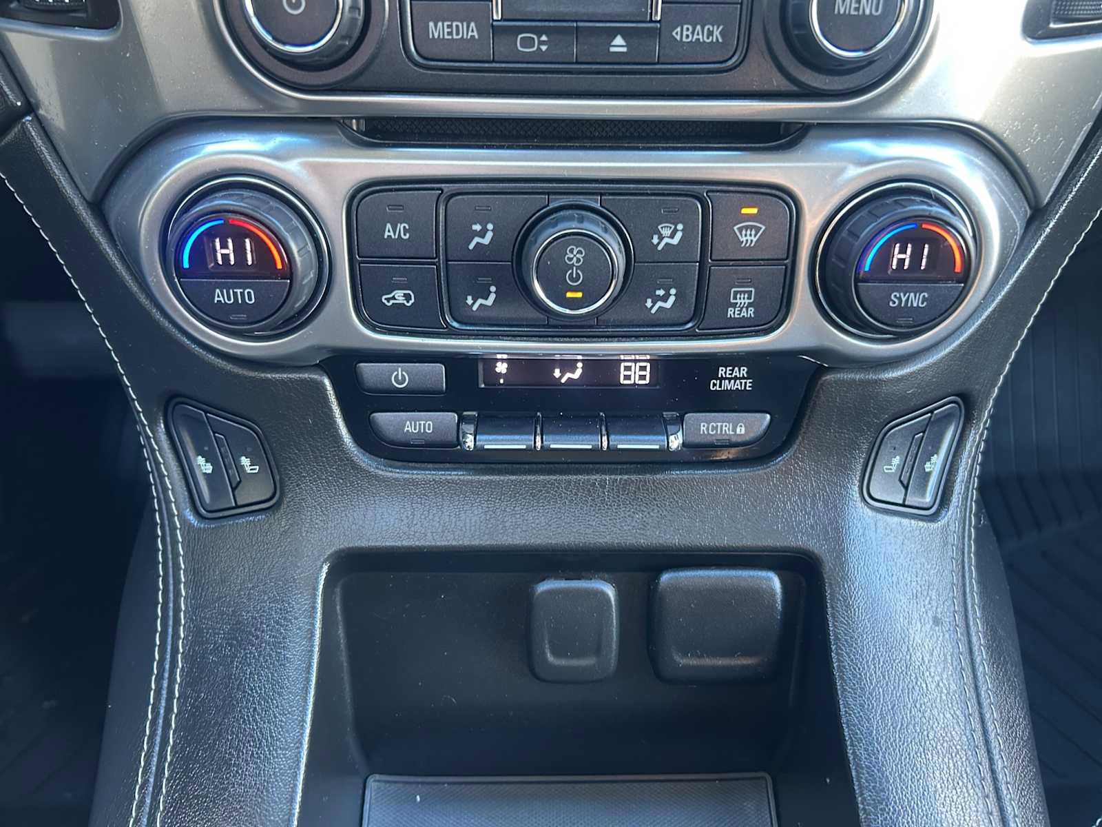 Used 2019 Chevrolet Tahoe LT image 18