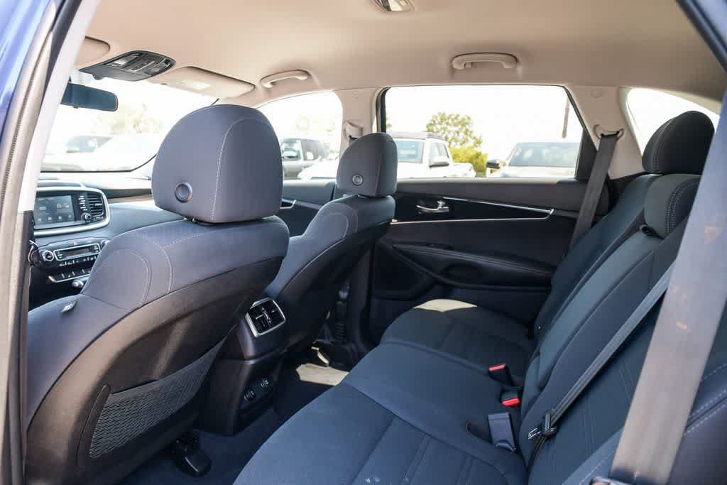Used 2019 Kia Sorento S FWD image 18