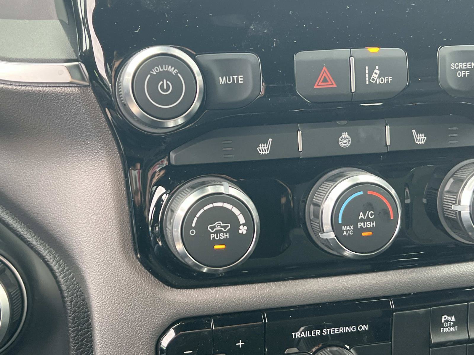 New 2026 RAM 1500 Big Horn AWD/4WD image 26