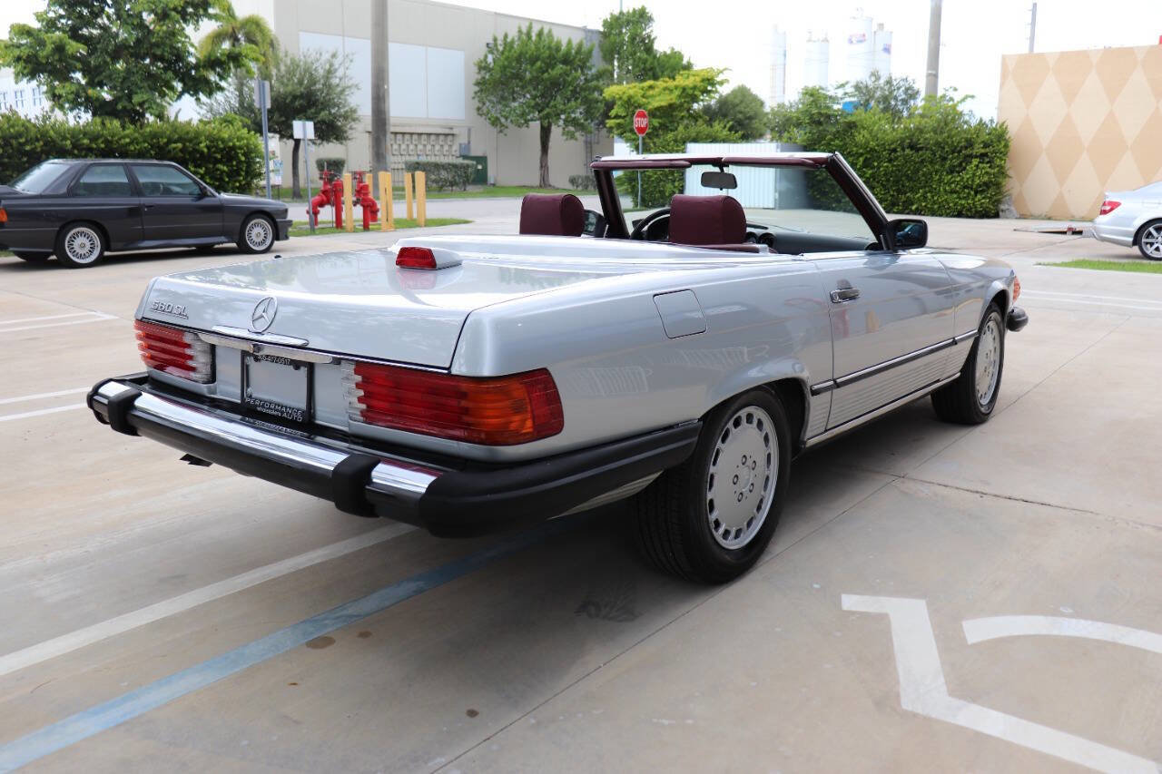 Used 1987 Mercedes-Benz 560 SL image 8