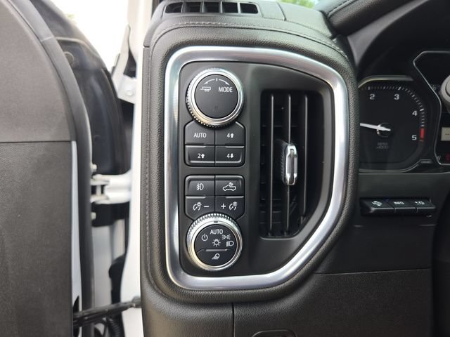 Used 2021 GMC Sierra 3500 Denali w/ Denali Ultimate Package AWD/4WD image 17