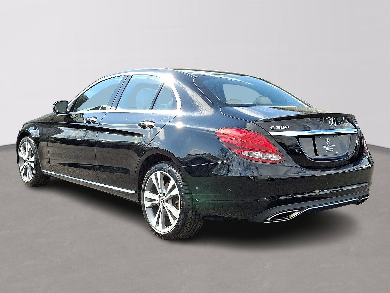 Used 2018 Mercedes-Benz C 300 4MATIC Sedan image 6