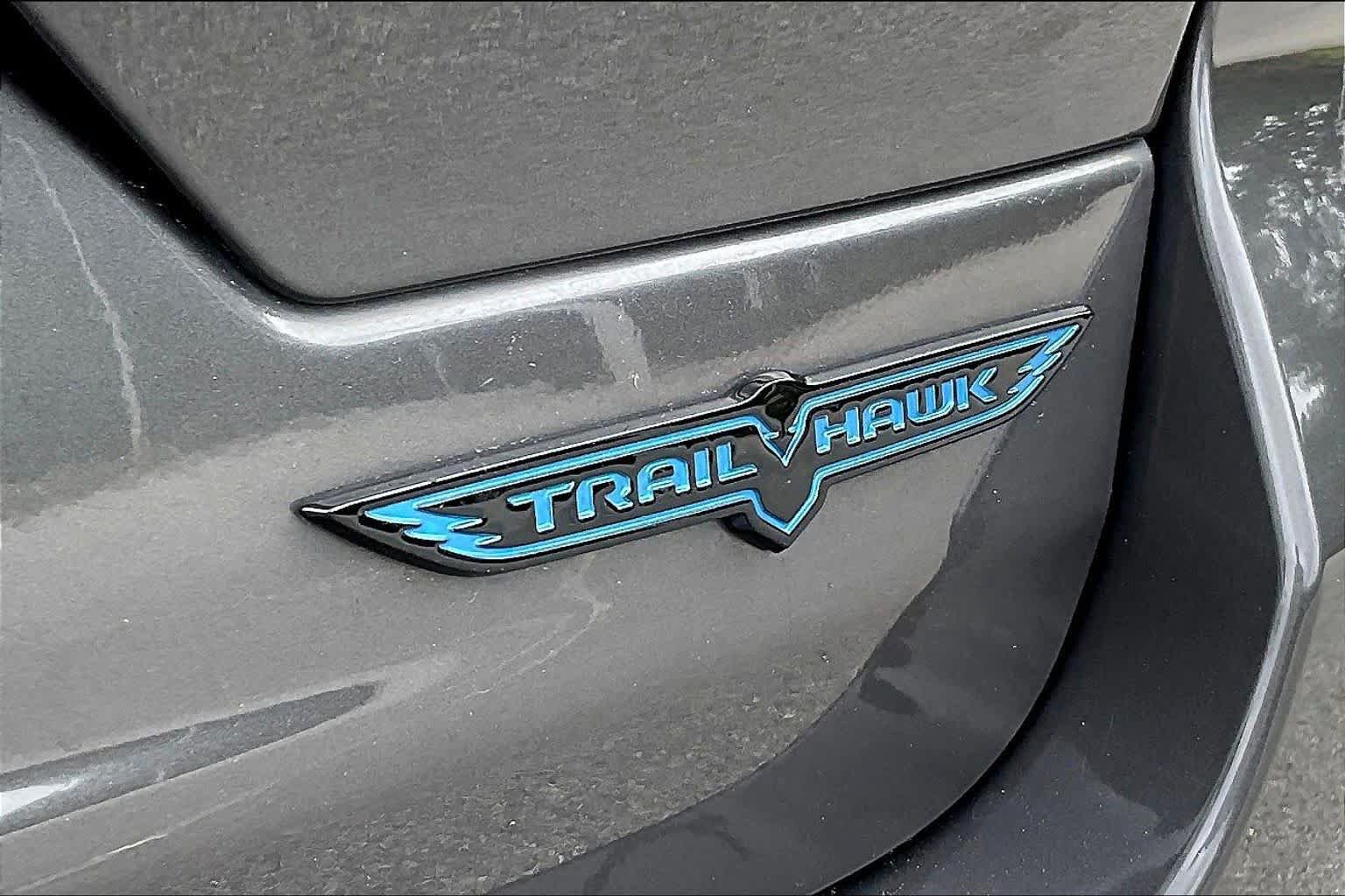 Used 2022 Jeep Grand Cherokee Trailhawk AWD/4WD image 19