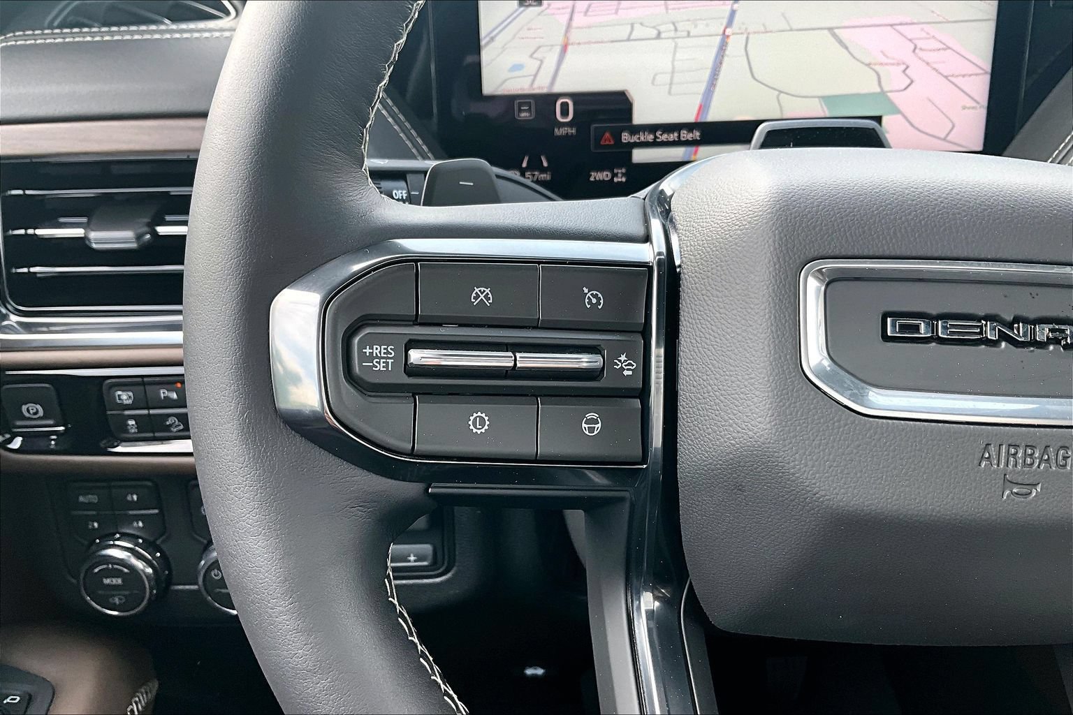 Used 2026 GMC Yukon Denali Ultimate AWD/4WD image 16