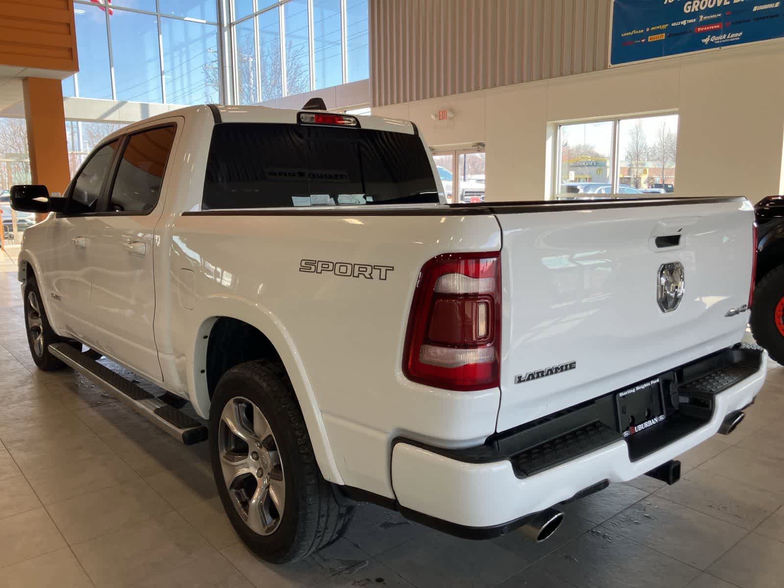 Used 2022 RAM 1500 Laramie AWD/4WD image 7