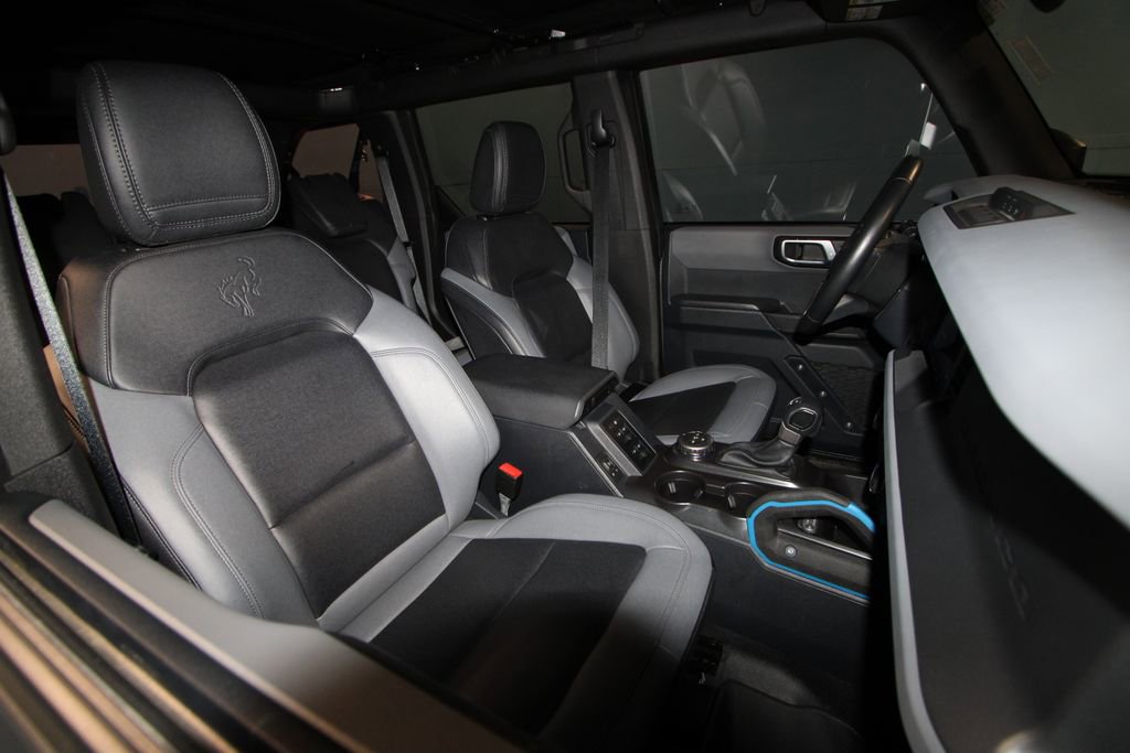 Used 2024 Ford Bronco Black Diamond image 21