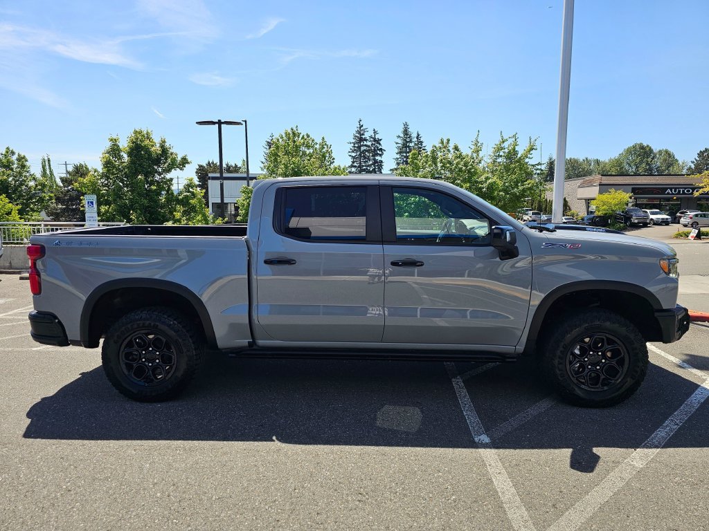 Used 2024 Chevrolet Silverado 1500 ZR2 w/ ZR2 Bison Edition AWD/4WD image 6