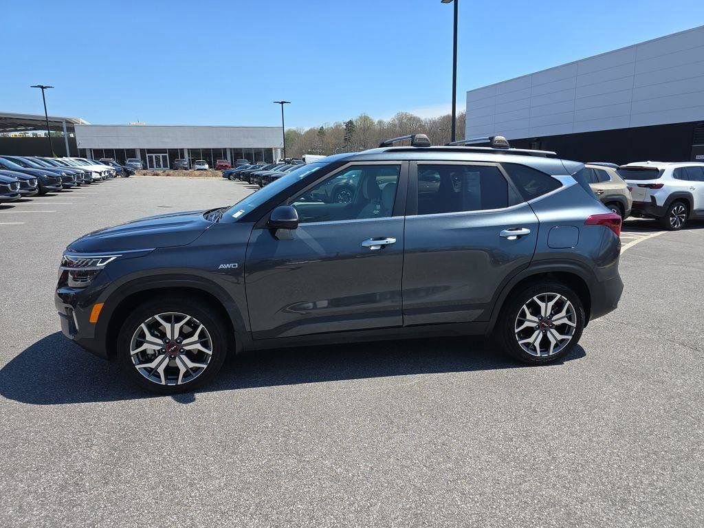 Used 2023 Kia Seltos SX image 7