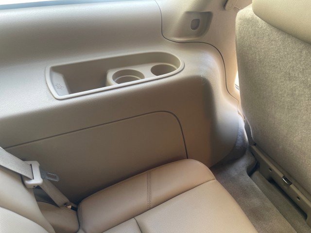 Used 2013 Cadillac Escalade 2WD image 89