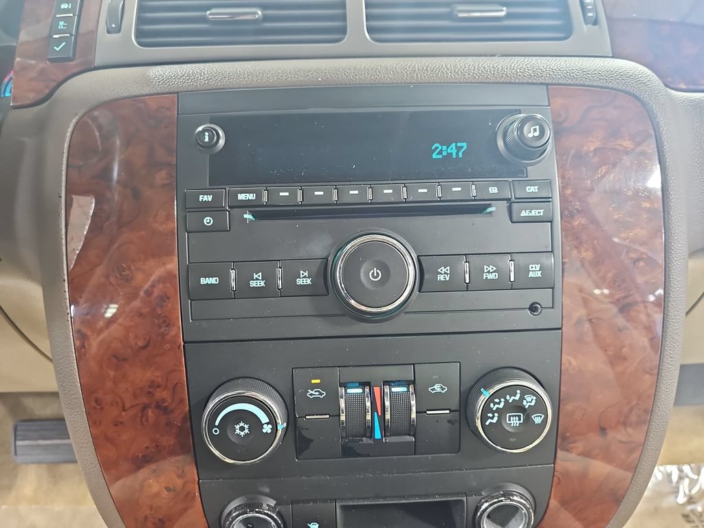 Used 2011 Chevrolet Avalanche LS RWD image 25