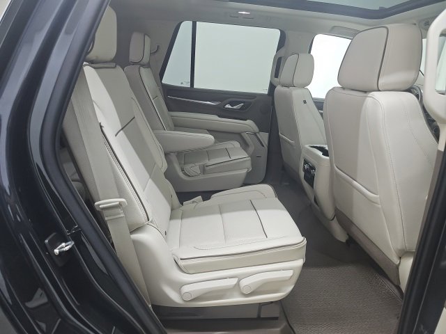 Used 2021 GMC Yukon Denali w/ Denali Premium Package image 20