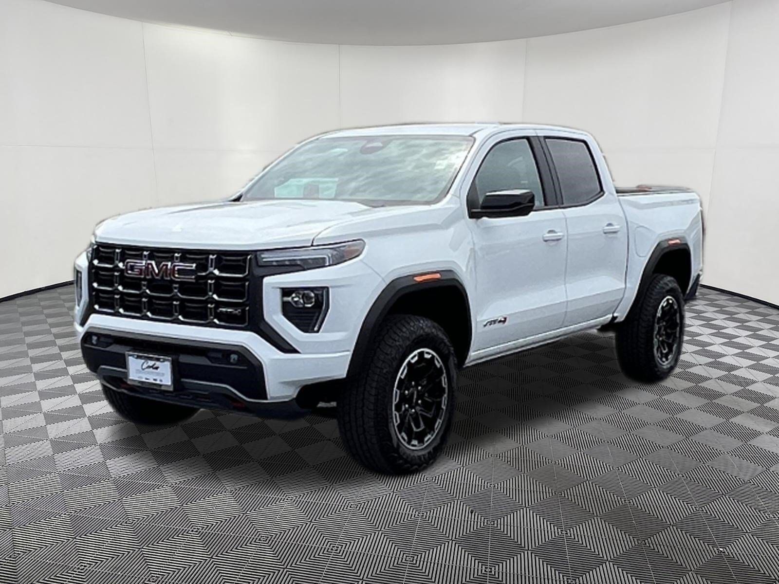 Used 2026 GMC Canyon AT4 AWD/4WD image 3
