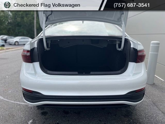 New 2026 Volkswagen Jetta SE image 19