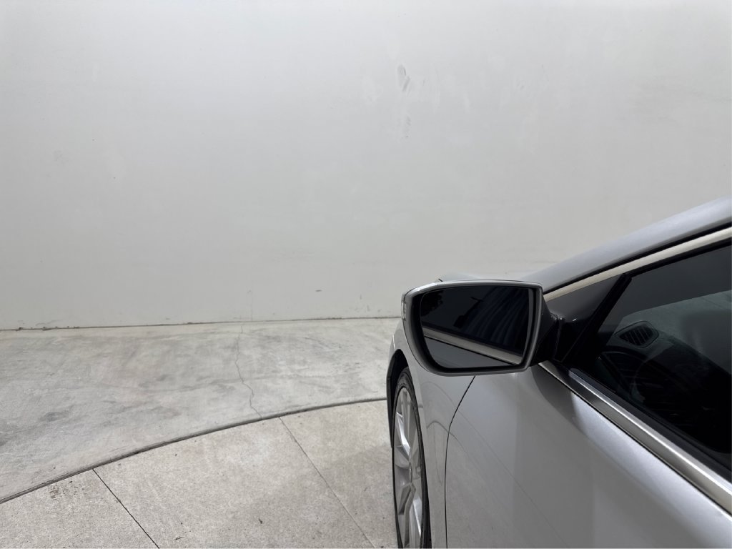 Used 2017 Hyundai Azera Limited FWD image 27