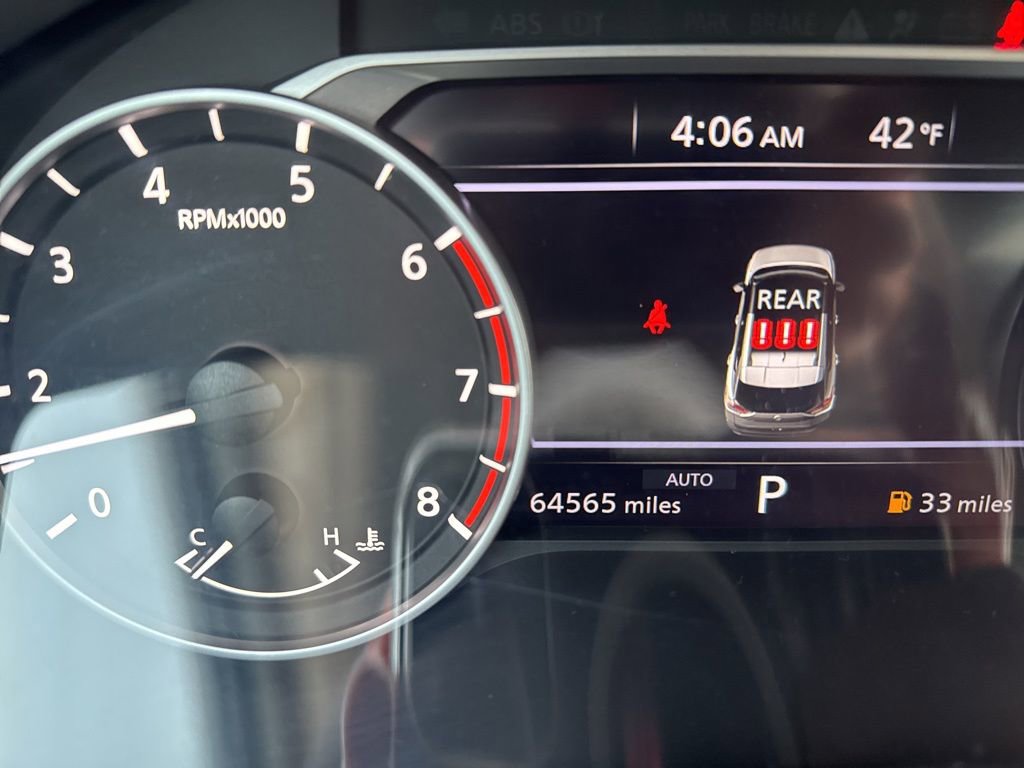 Used 2023 Nissan Rogue S image 30