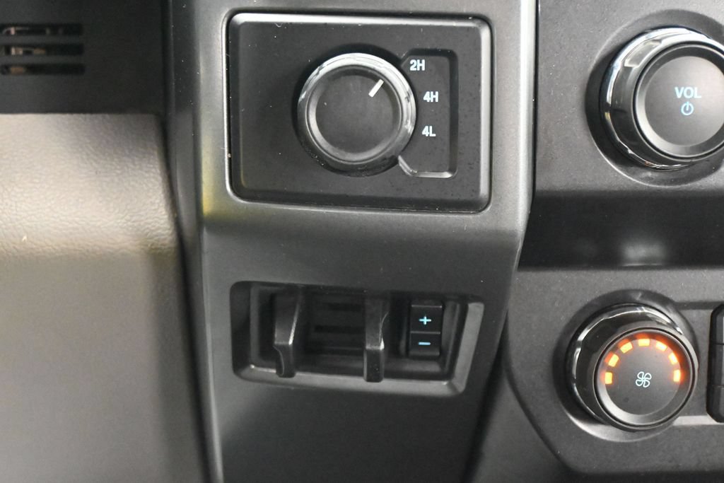 Used 2022 Ford F350 XLT AWD/4WD image 19