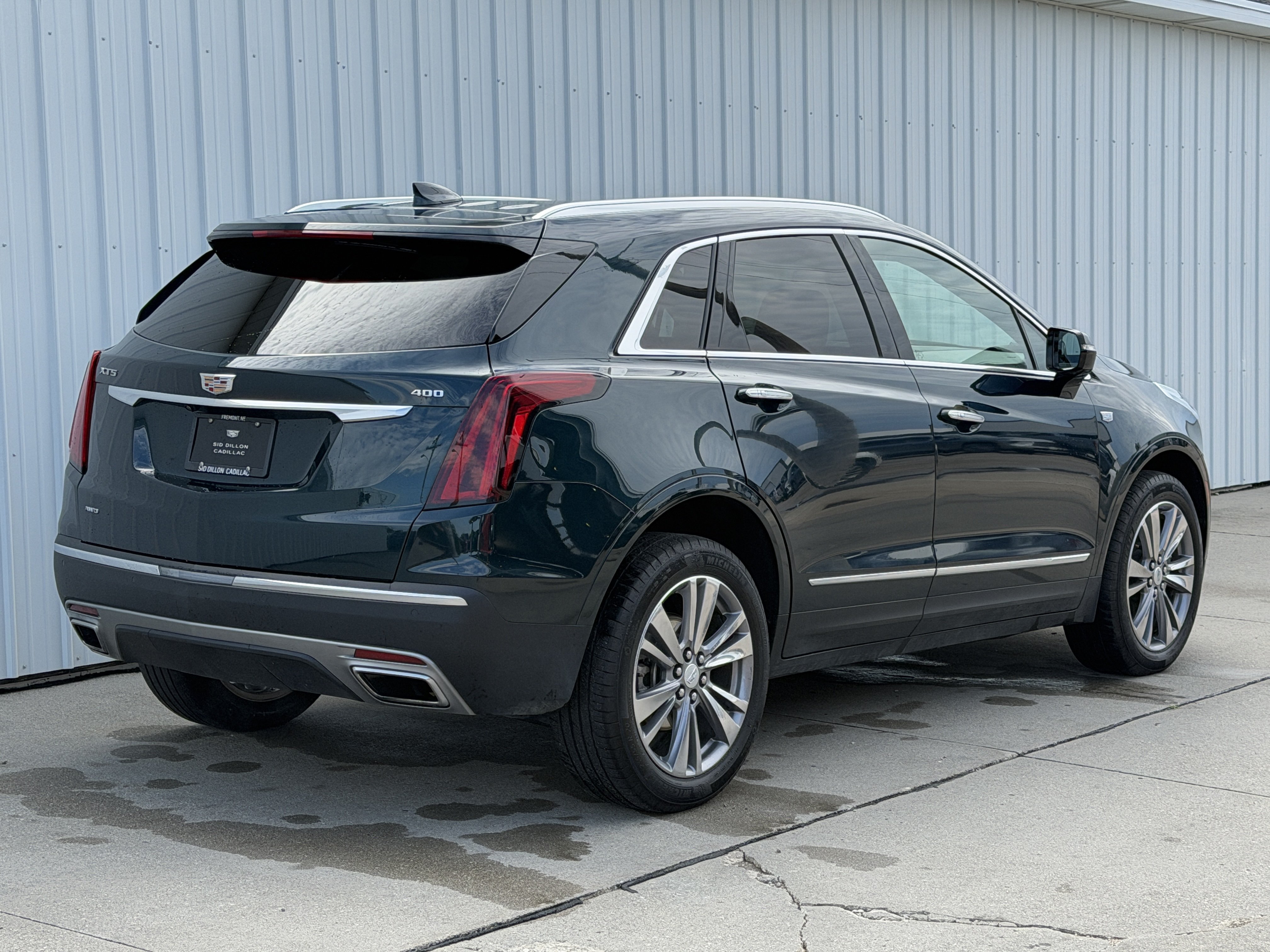 Certified 2025 Cadillac XT5 Premium Luxury AWD/4WD image 4
