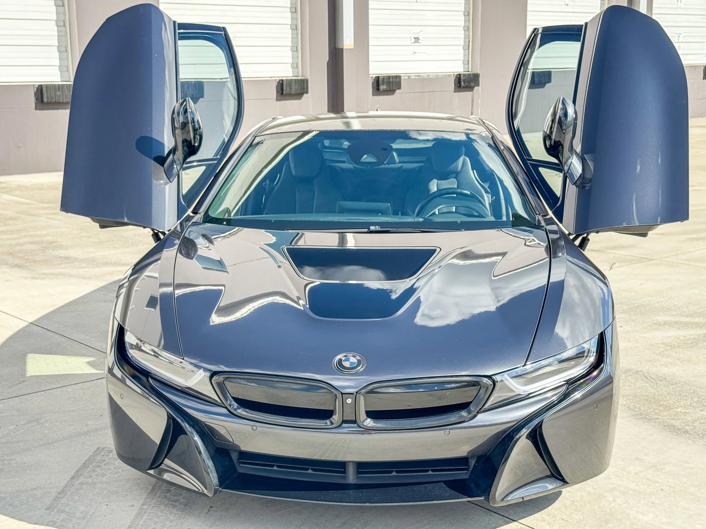 Used 2015 BMW i8 image 11