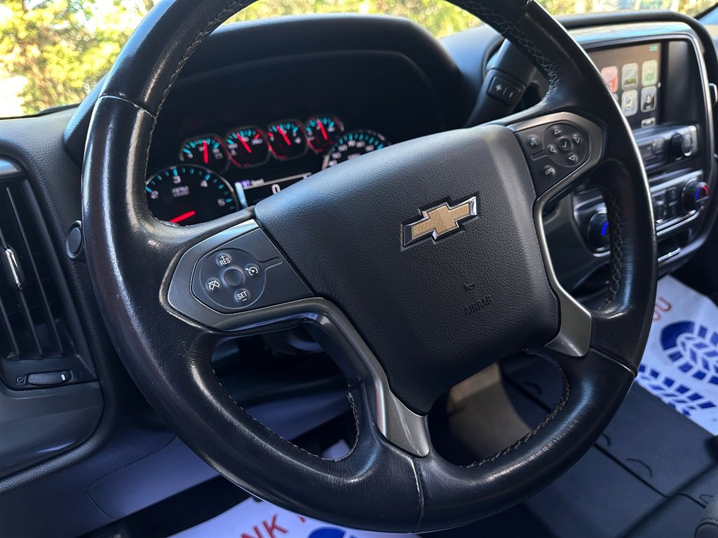 Used 2018 Chevrolet Silverado 1500 LT w/ All Star Edition image 42