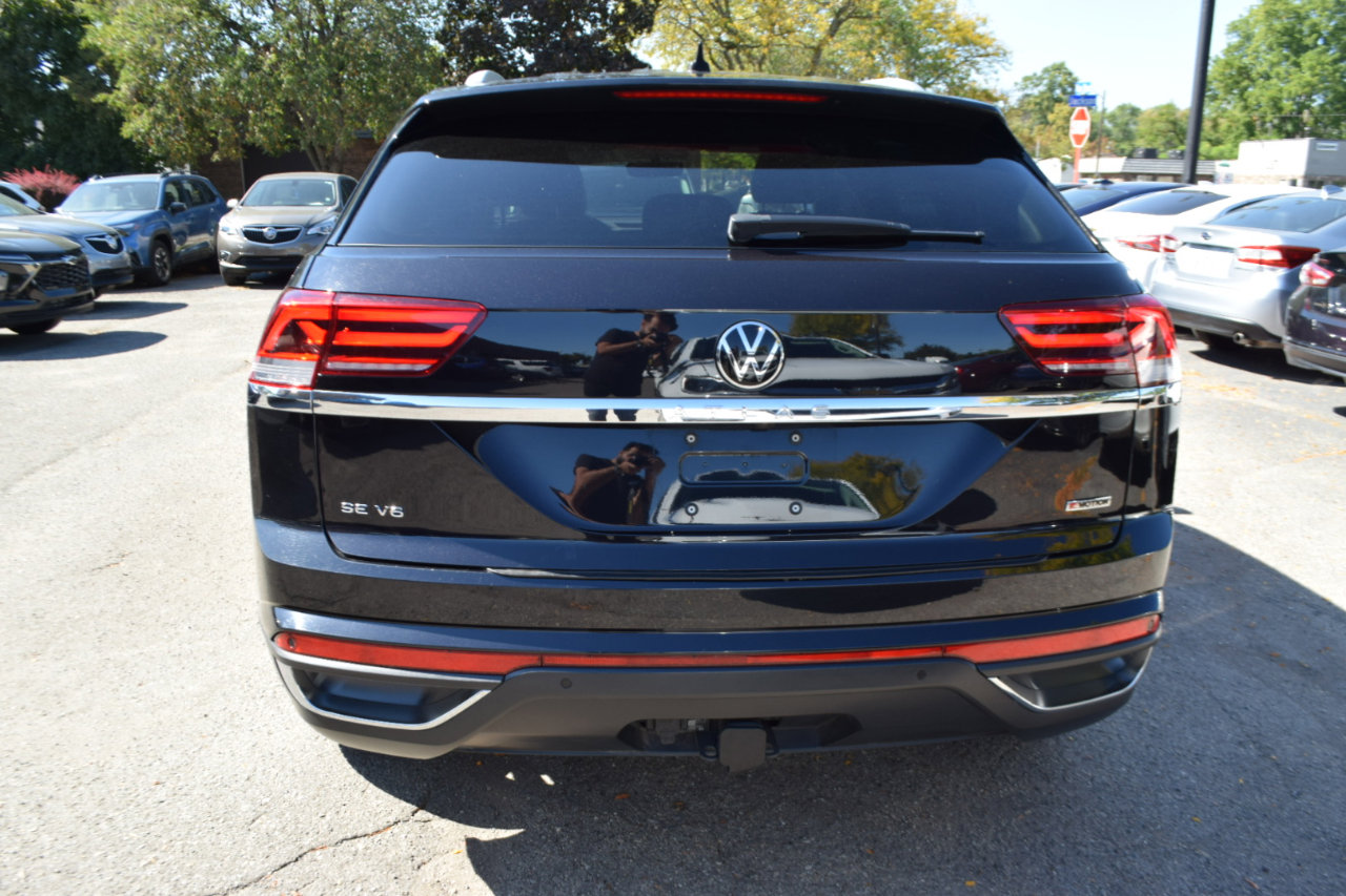 Used 2022 Volkswagen Atlas Cross Sport SE image 7