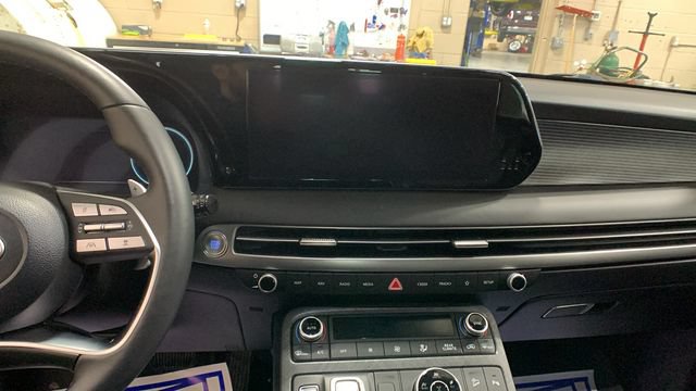 Certified 2023 Hyundai Palisade Limited AWD/4WD image 12