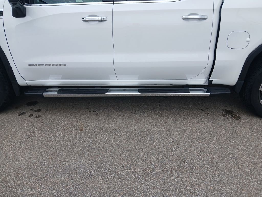Used 2024 GMC Sierra 1500 SLT w/ SLT Premium Plus Package AWD/4WD image 16