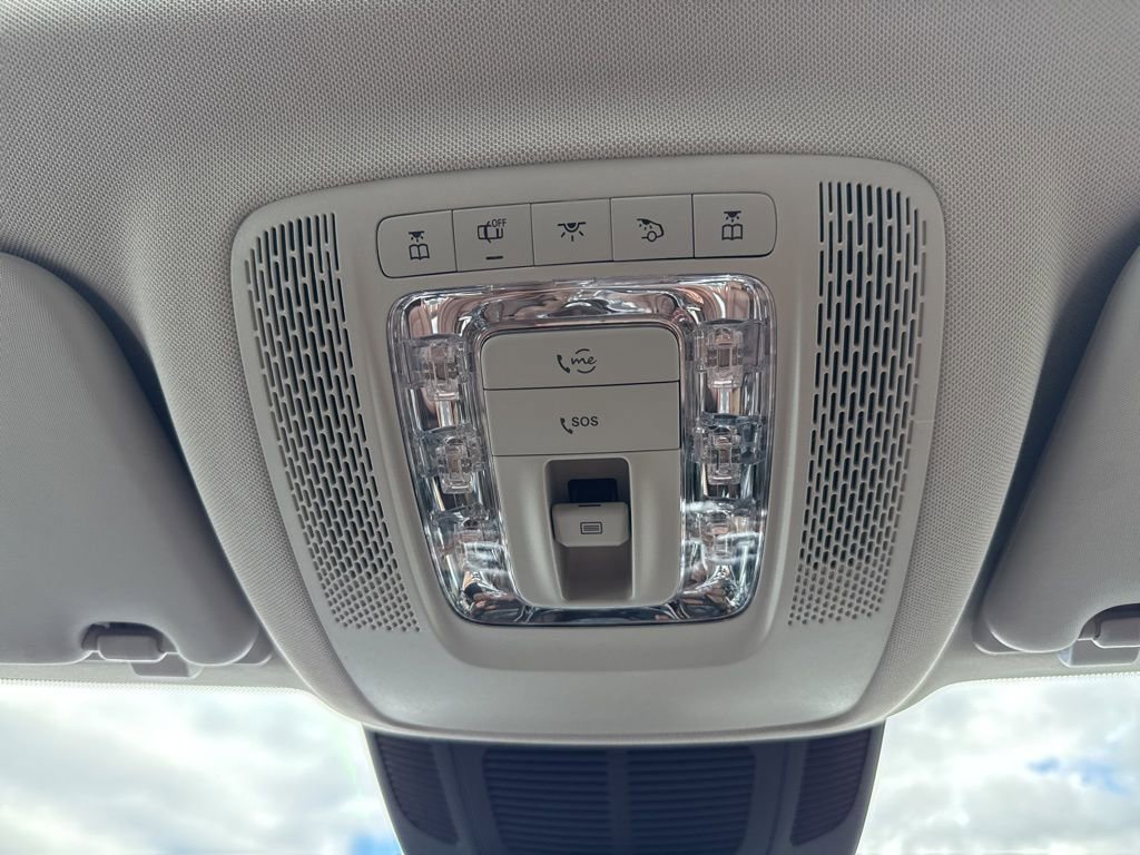 New 2026 Mercedes-Benz GLS 450 4MATIC image 25