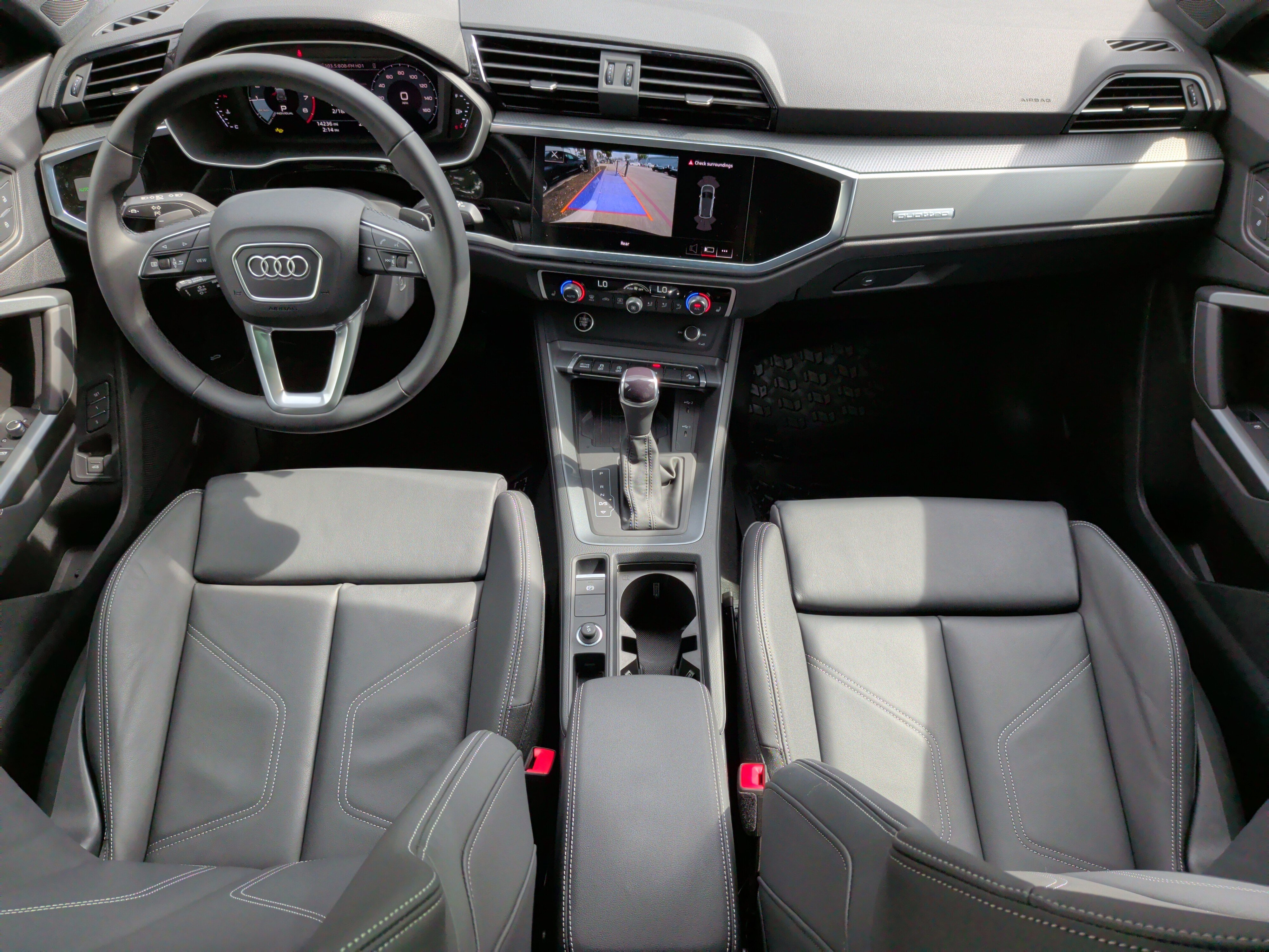 Certified 2025 Audi Q3 2.0T Premium w/ Convenience Package image 29