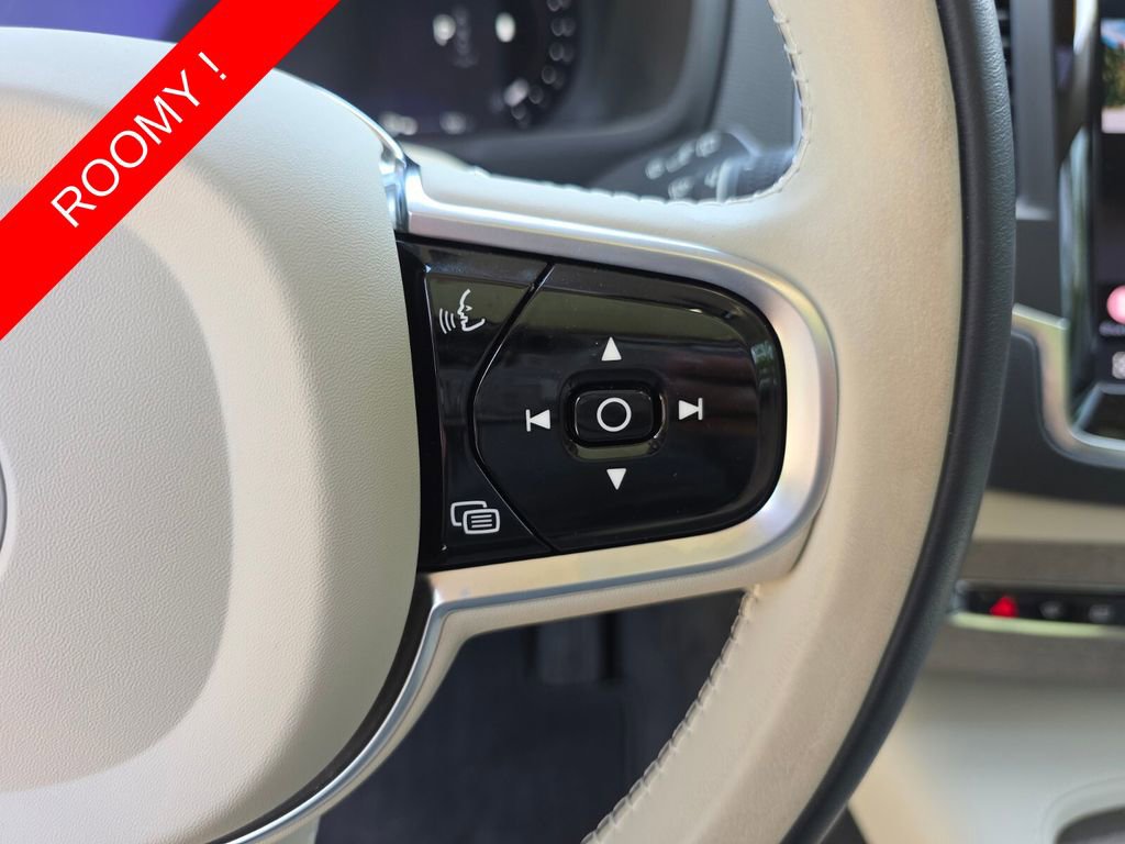 Used 2023 Volvo XC90 B6 Core w/ Protection Package Premier AWD/4WD image 33