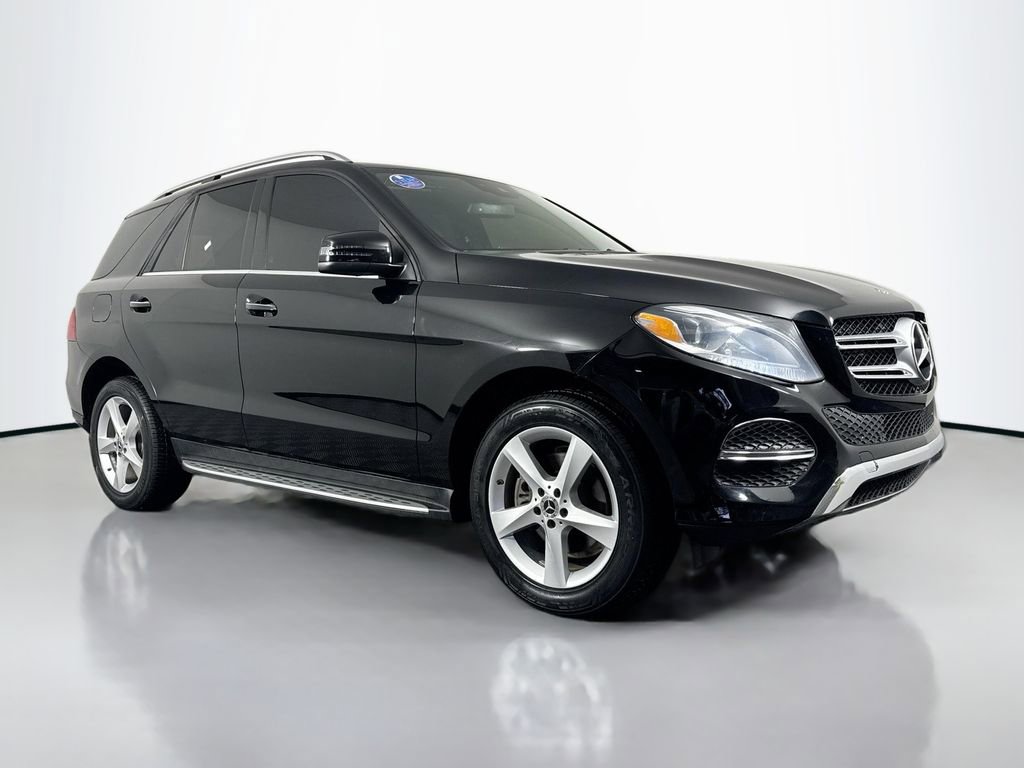 Used 2018 Mercedes-Benz GLE 350 w/ Premium 1 Package image 3