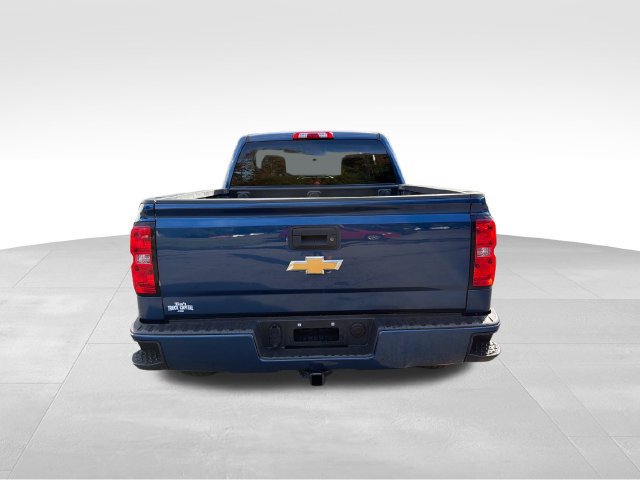 Used 2017 Chevrolet Silverado 1500 LT w/ All Star Edition AWD/4WD image 4