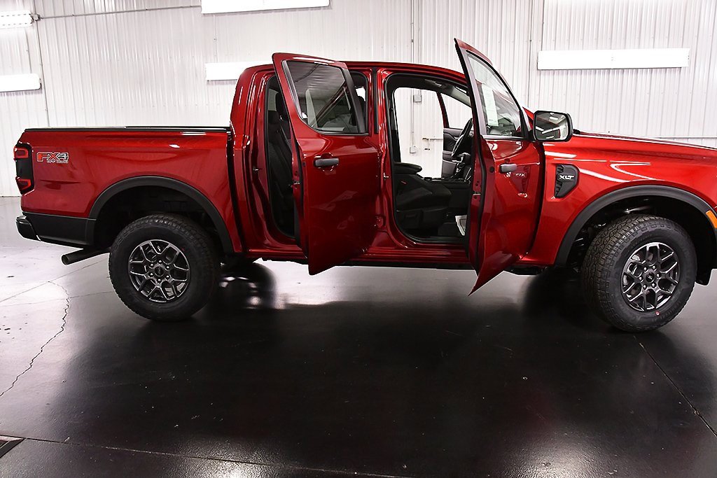 New 2025 Ford Ranger XLT w/ FX4 Off-Road Package image 31
