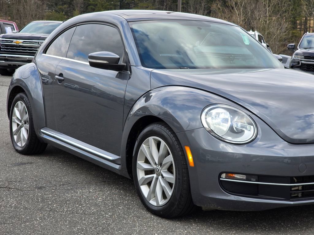 Used 2015 Volkswagen Beetle TDI image 49