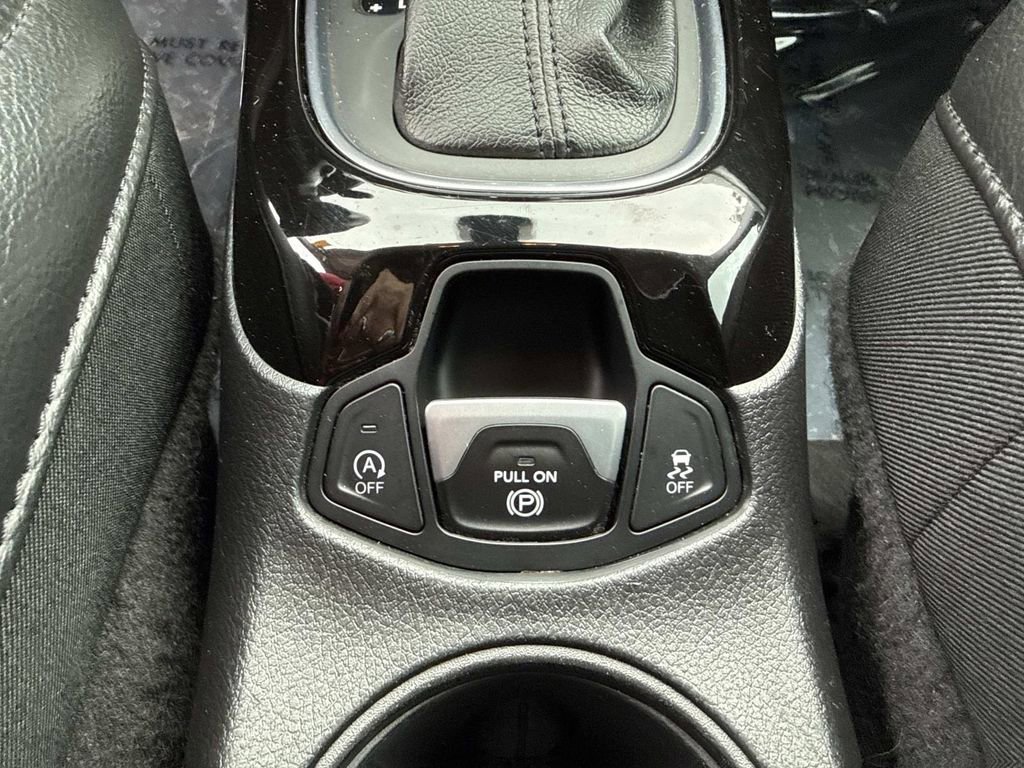 Used 2018 Jeep Compass Altitude w/ Popular Equipment Group image 35