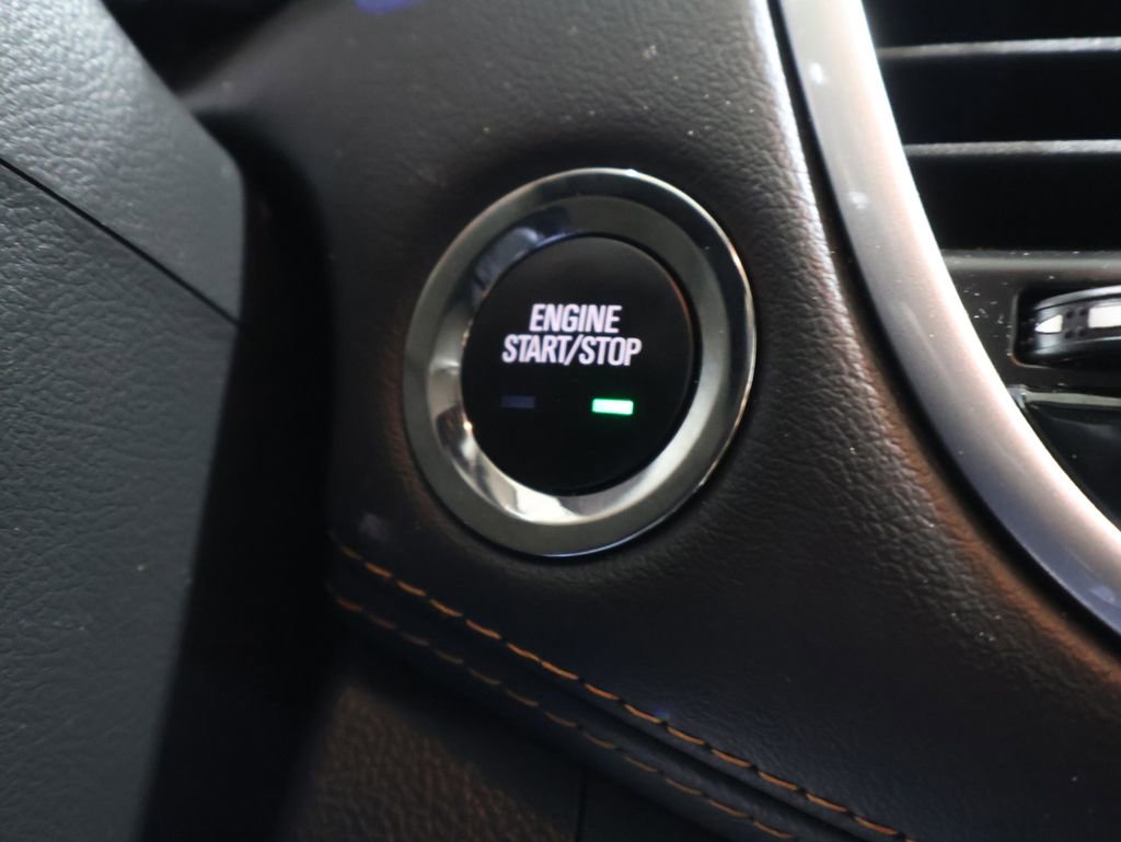 Used 2022 Chevrolet Trax LT w/ Premium Seat Package image 25