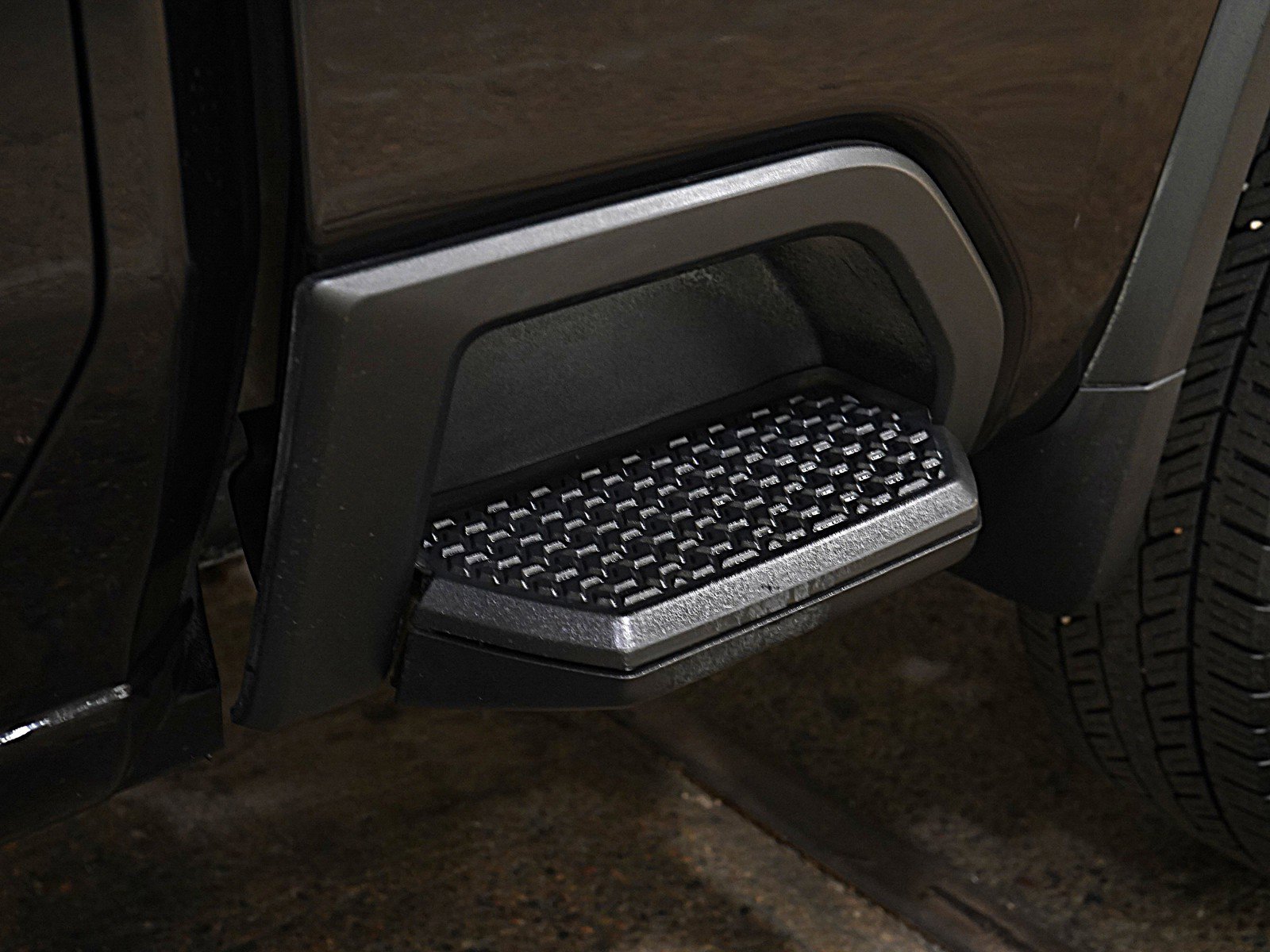 Used 2022 Chevrolet Silverado 2500 High Country w/ Z71 Off-Road Package image 31