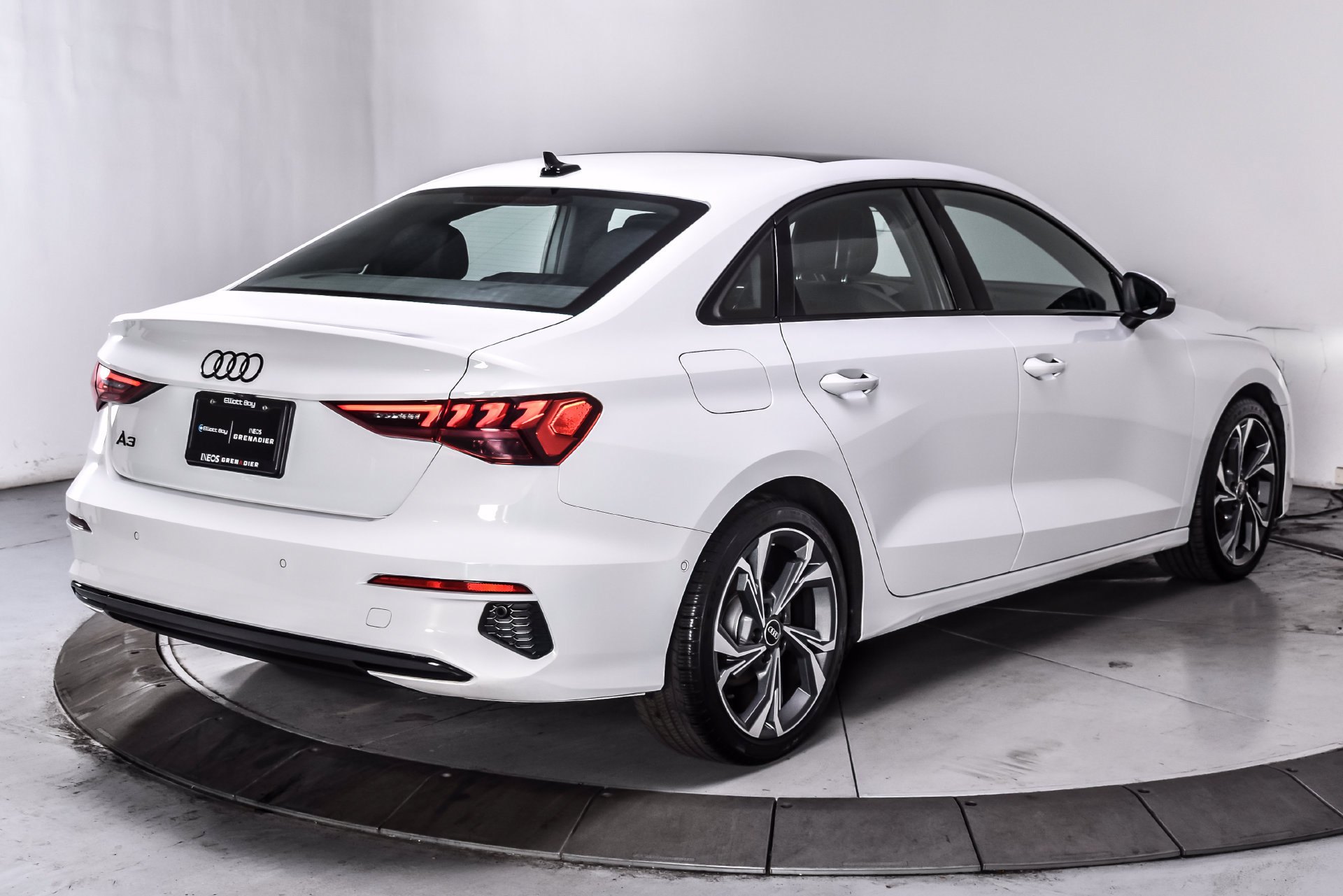 Used 2022 Audi A3 2.0T Premium FWD image 6