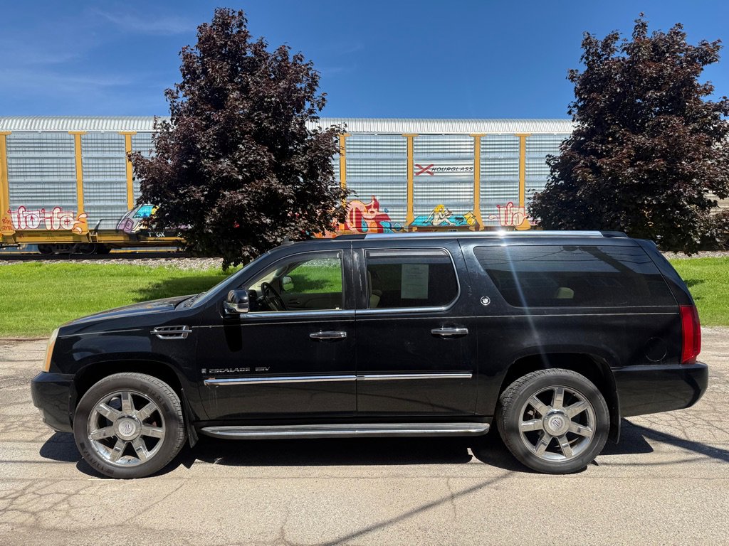 Used 2007 Cadillac Escalade ESV AWD image 6