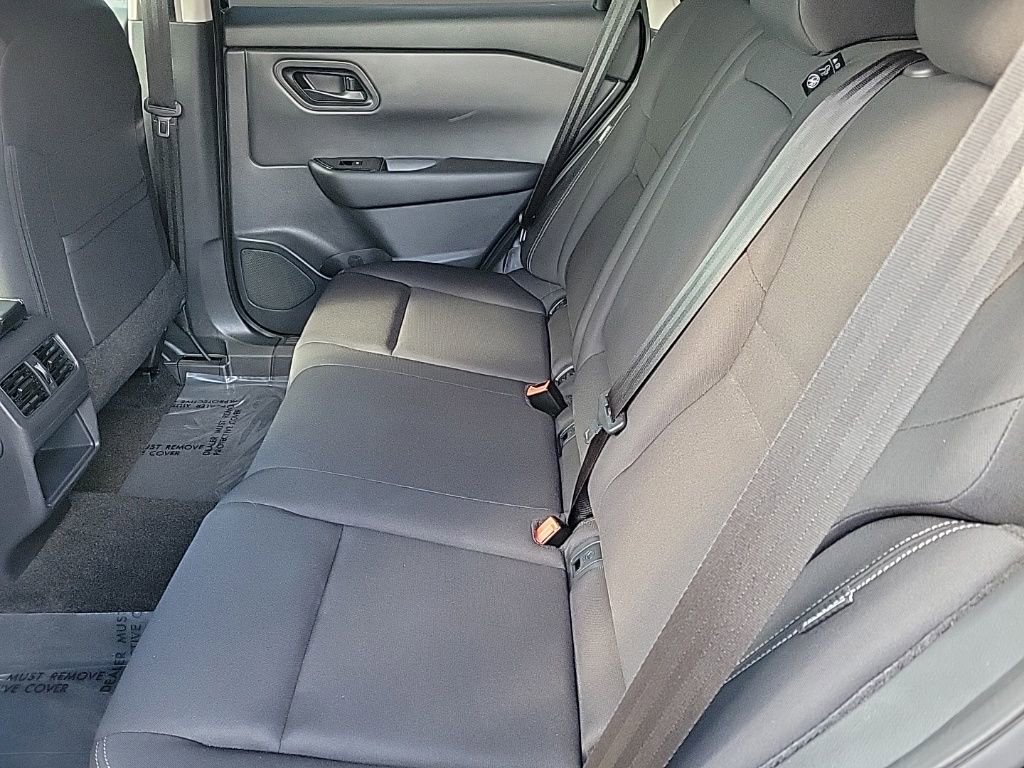 Certified 2024 Nissan Rogue S image 13