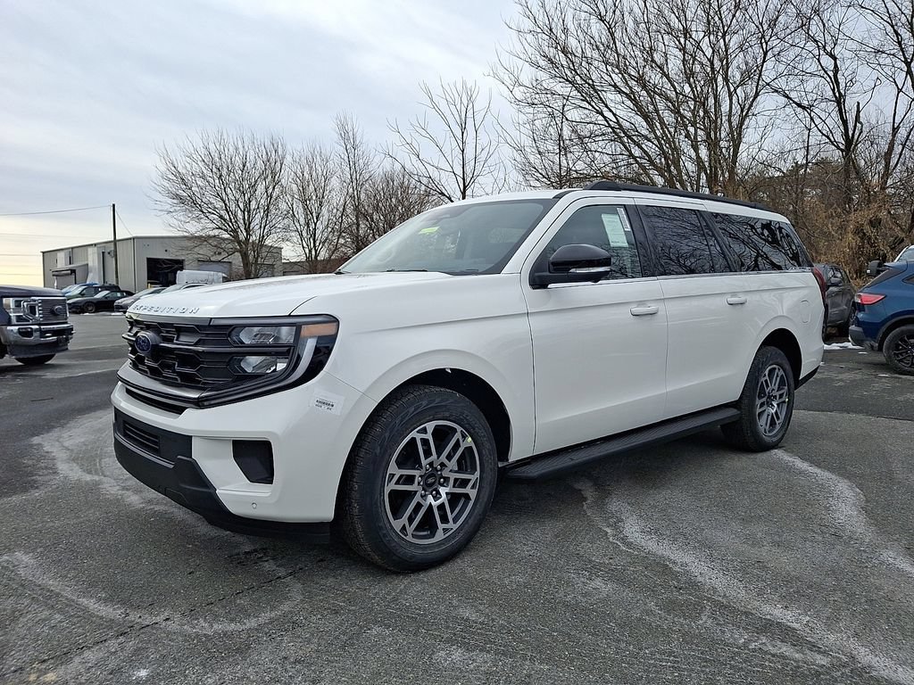 New 2026 Ford Expedition Max Active AWD/4WD image 3