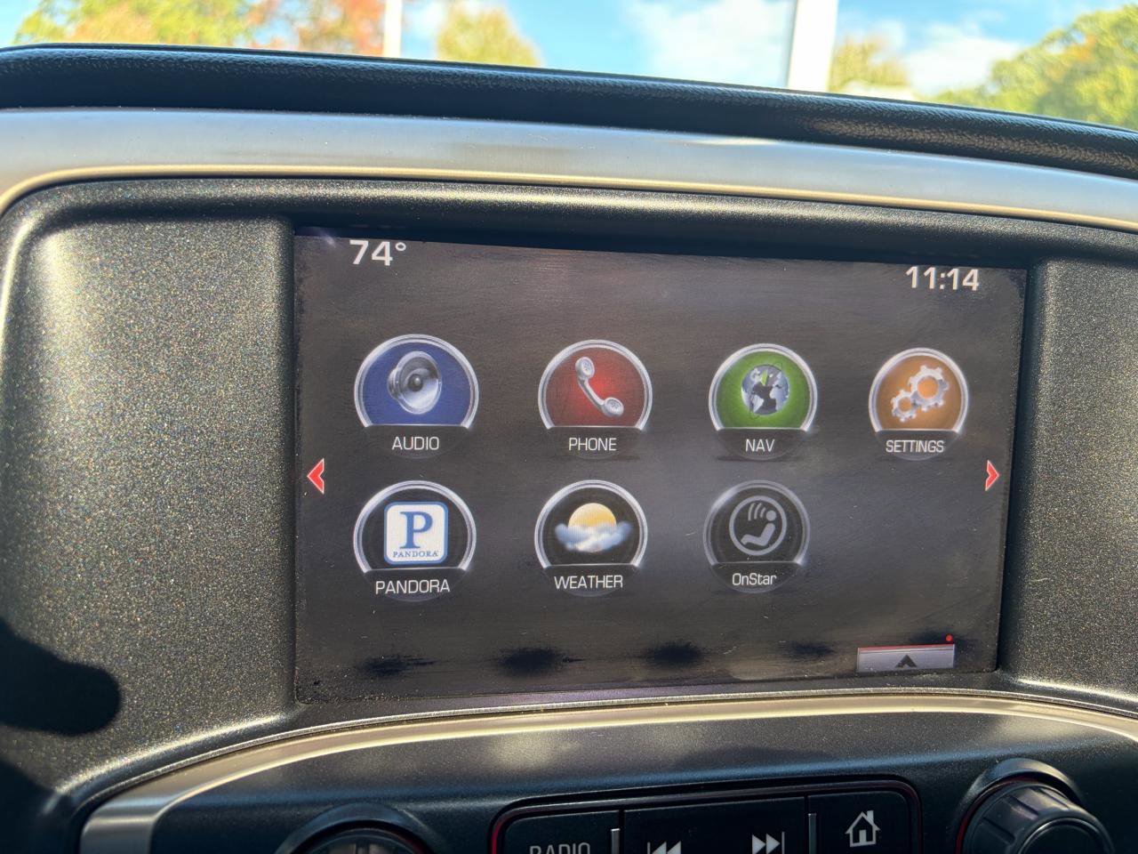 Used 2015 GMC Sierra 2500 Denali w/ Suspension Package, Off-Road image 31