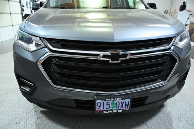 Used 2021 Chevrolet Traverse LS FWD image 14