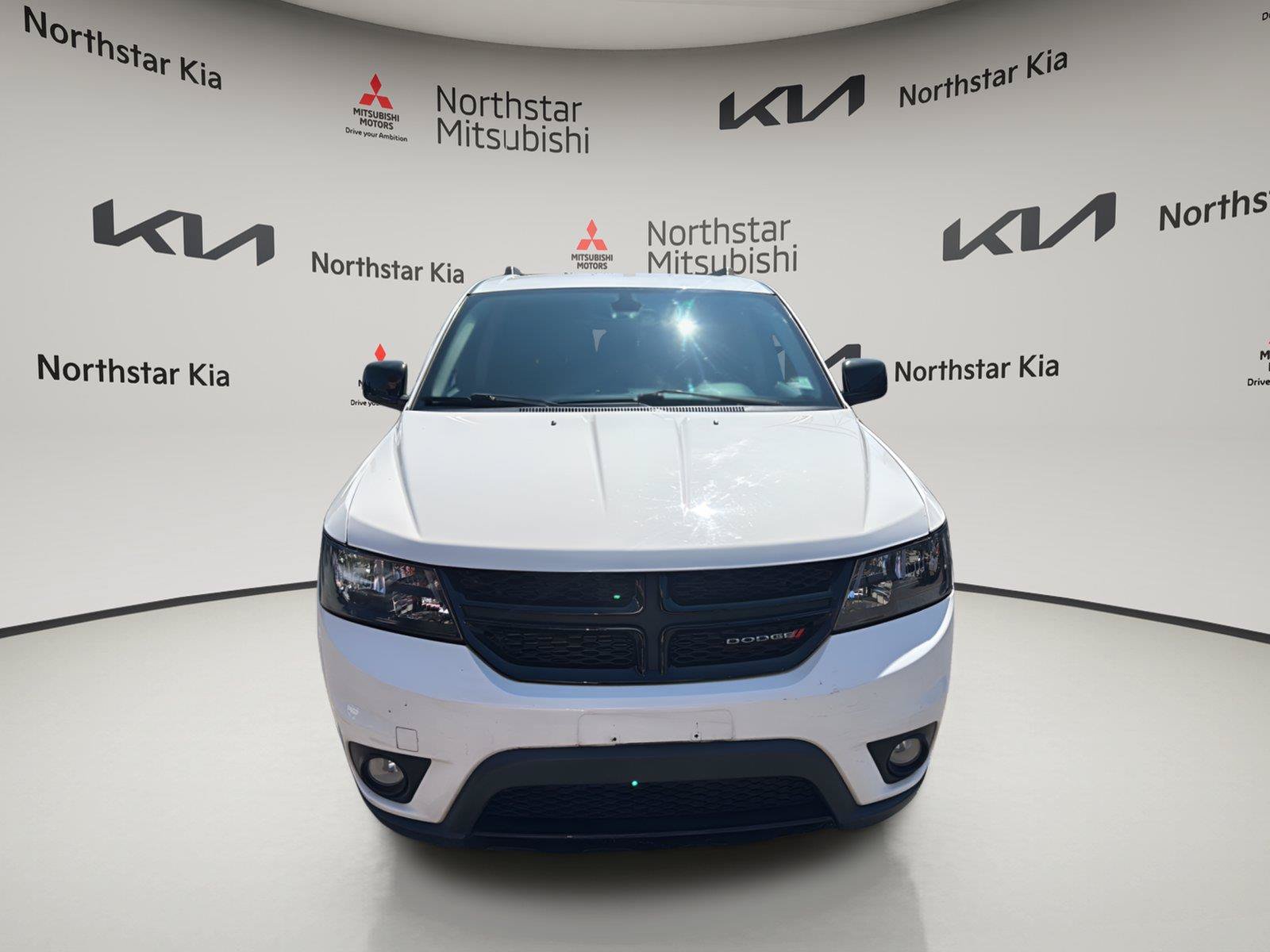Used 2019 Dodge Journey SE w/ Blacktop Package FWD image 8