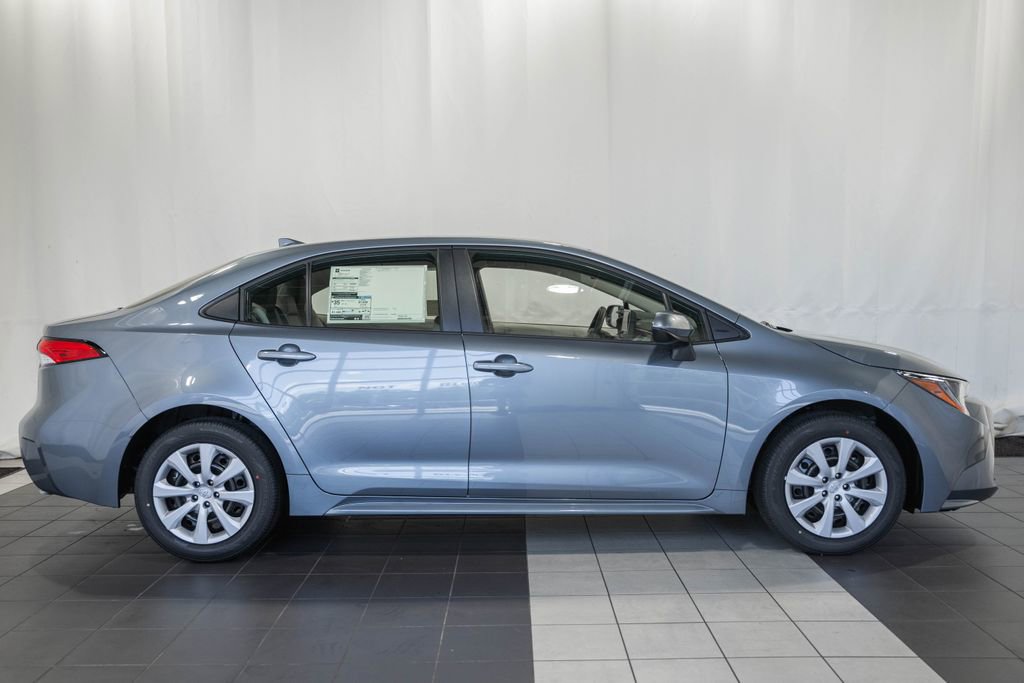 New 2026 Toyota Corolla LE FWD image 3