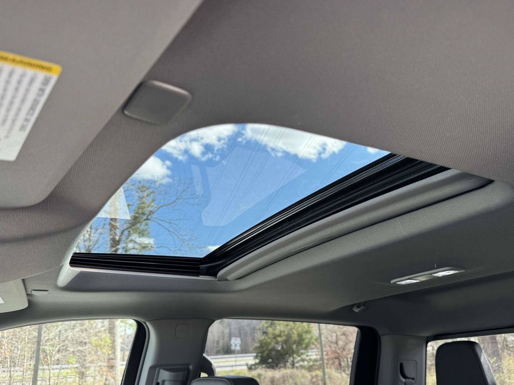 New 2026 Chevrolet Silverado 1500 LTZ w/ LTZ Premium Package AWD/4WD image 20