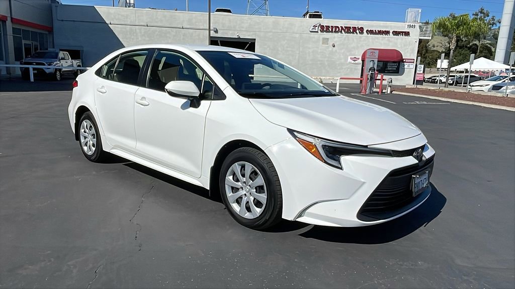 Certified 2024 Toyota Corolla LE image 30