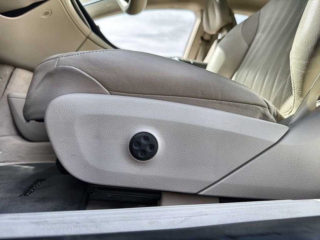 Used 2022 Mercedes-Benz EQS 450+ Sedan image 14